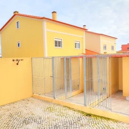 Casa de Férias Golden Tubos T3 - Mar&surf Atouguia Da Baleia